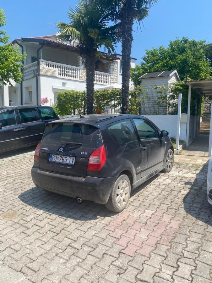 Apartman Nela Lejlighed Poreč Eksteriør billede