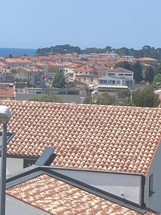 Apartman Nela Lejlighed Poreč Eksteriør billede