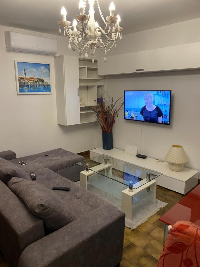 Apartman Nela Lejlighed Poreč Eksteriør billede