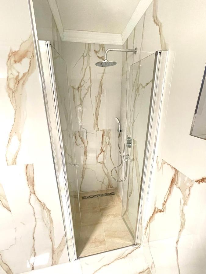 Apartman Nela Lejlighed Poreč Eksteriør billede