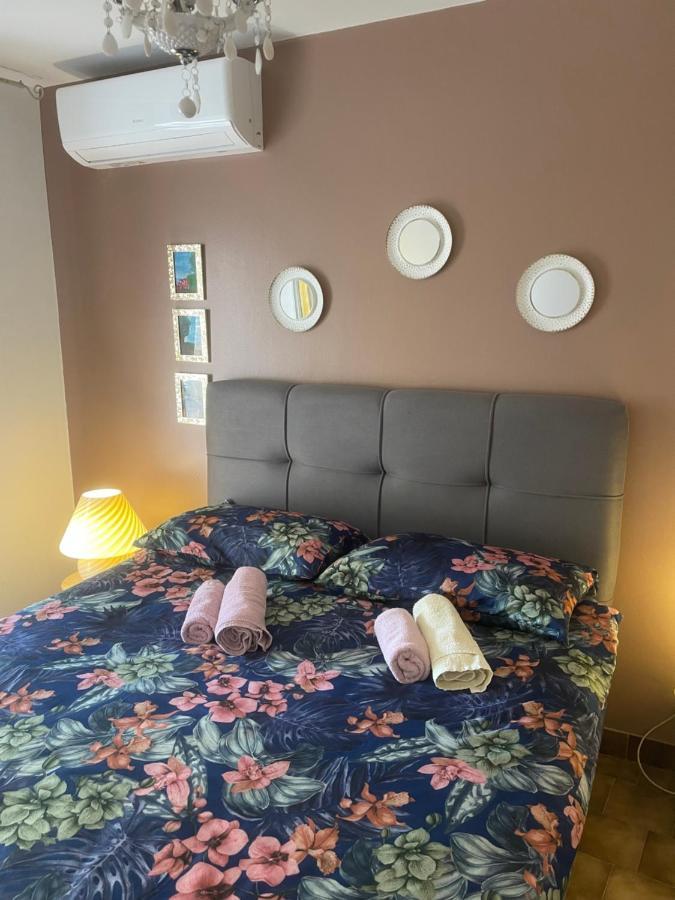 Apartman Nela Lejlighed Poreč Eksteriør billede